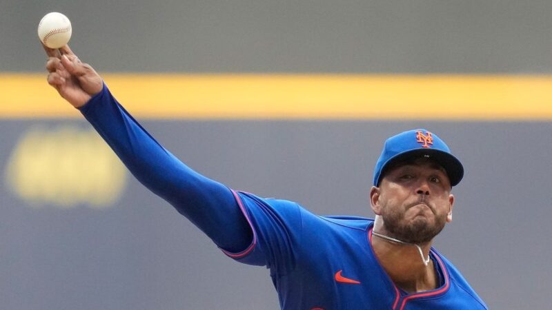 Mets Retiran a Freddy Peralta de Apertura en Medio de Rumores de Cambio