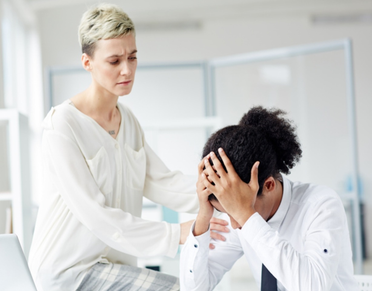 Impacto del Duelo Prolongado en el Desempeño Laboral de las Mujeres