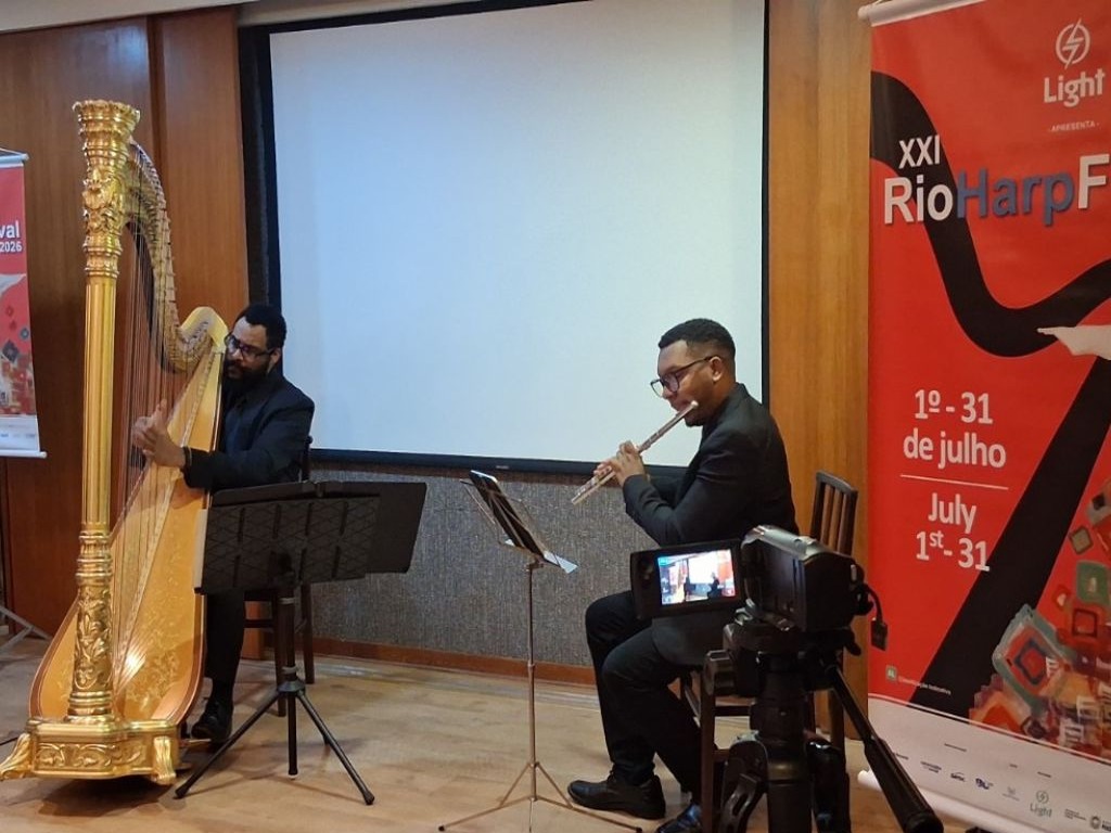 Adán Vásquez Brilla en el XXI Rio Harp Festival con el Apoyo del Consulado Dominicano