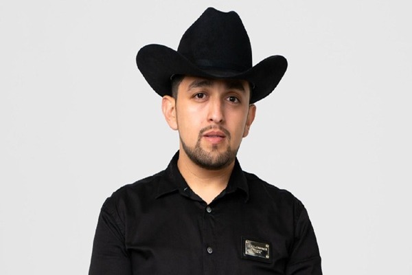 Trágico Asesinato del Cantante Mexicano Adán R. en Culiacán