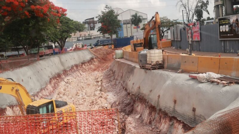 Avanzan Obras de Desagüe en Avenida Anacaona: Solución a Inundaciones en 15 Meses
