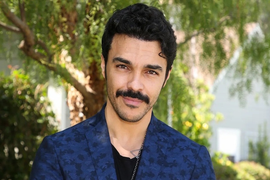 Shalim Ortiz: Un Amor que Trasciende el Tiempo y la Distancia