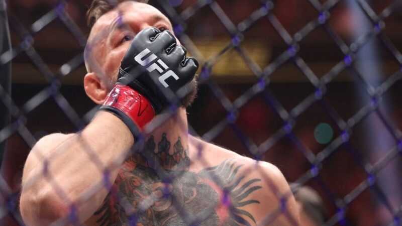 Conor McGregor Sufre Lesión en su Regreso a la UFC contra Max Holloway
