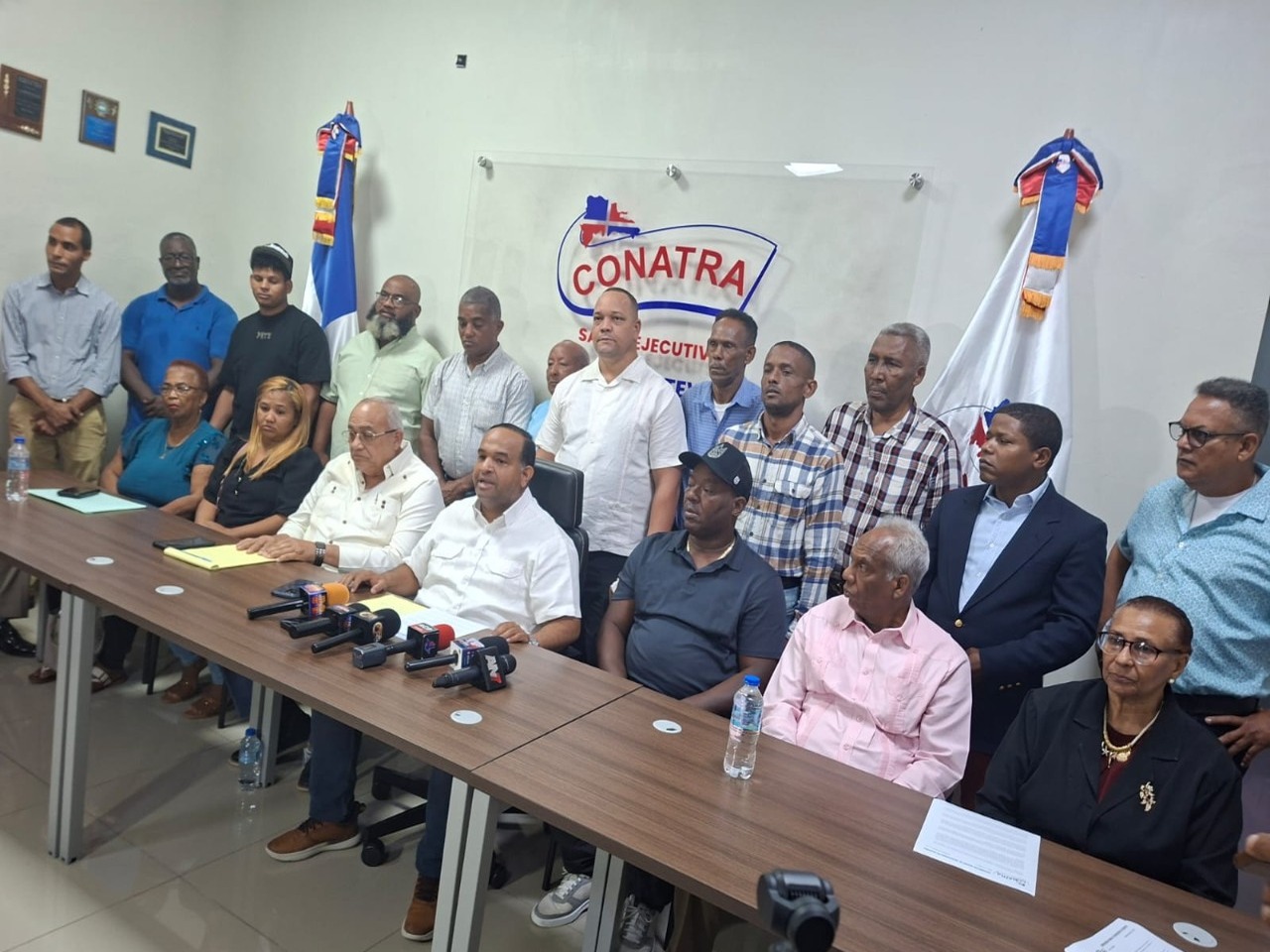 Conatra Anuncia Paro de Transporte en Santo Domingo Este por Conflicto de Rutas