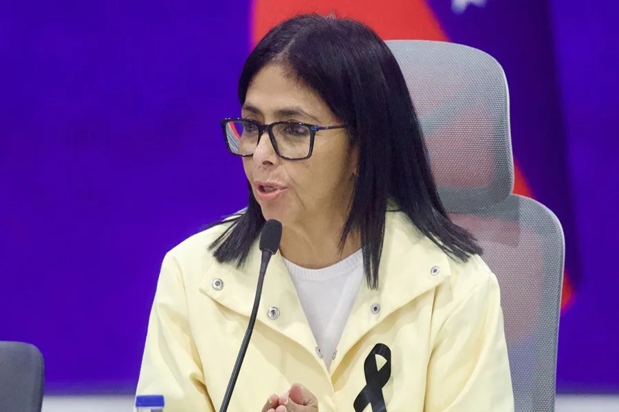 Delcy Rodríguez Demanda Retractación de Víctor de Aldama por Caso PDVSA