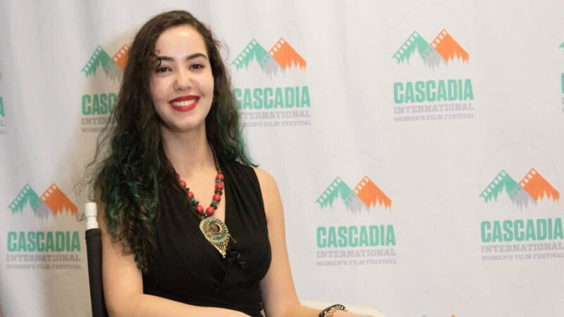 Paula Cury Triunfa en Guadalajara con ‘Niñas Escarlata’