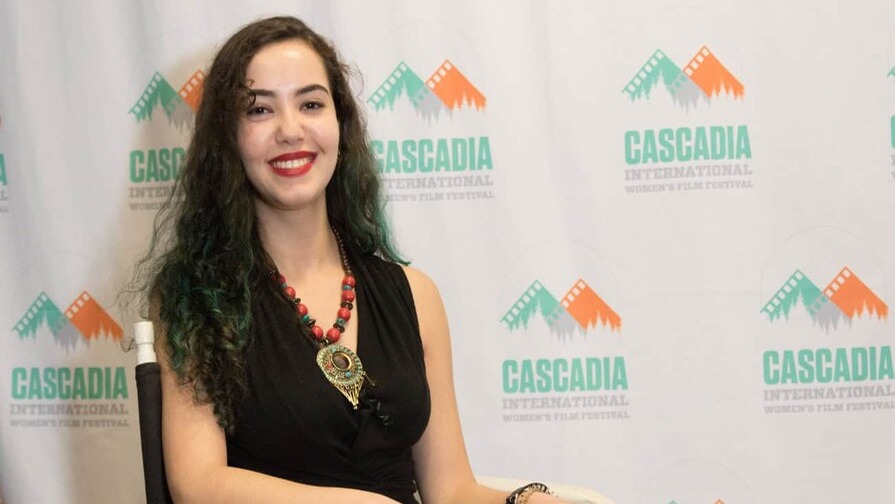 Paula Cury Triunfa en Guadalajara con ‘Niñas Escarlata’