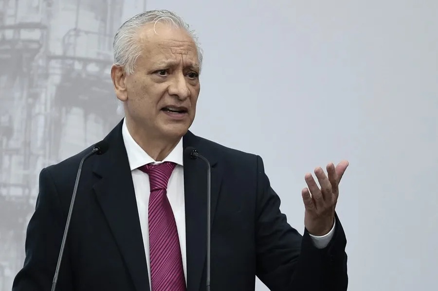 Exdirector de Pemex Arrestado en México por Denuncia de Violencia de Género
