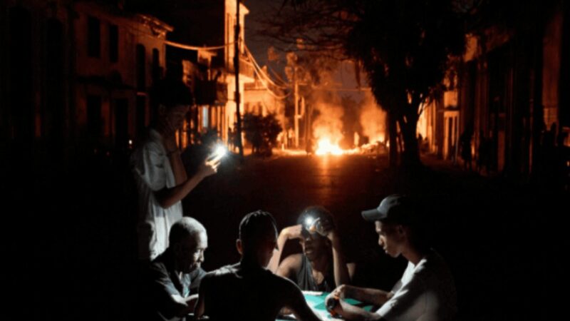 Cuba Avanza en la Recuperación del Servicio Eléctrico tras Nuevo Apagón