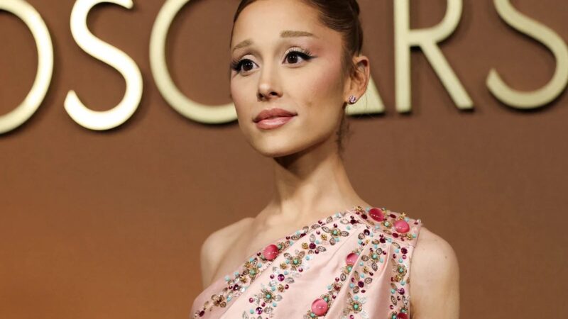 Ariana Grande Desata su Furia en ‘Petal’ y Conquista a la Crítica