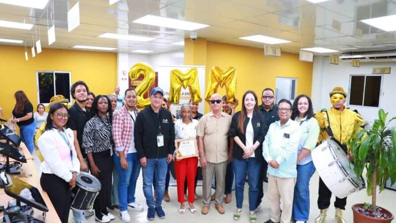 La Romana Celebra la Entrega de la Cédula Número Dos Millones