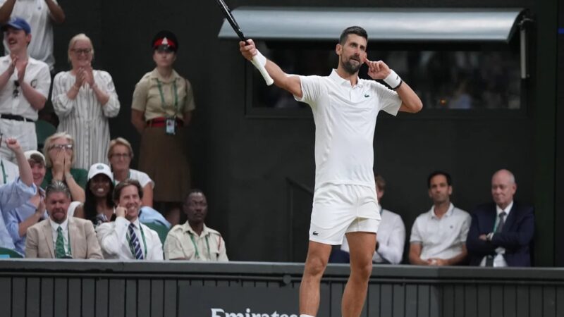 Djokovic Avanza a Semifinales de Wimbledon Tras Épico Duelo