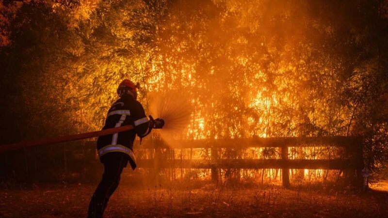 Crisis en Gironda: 220,000 Evacuados por Incendios Incontrolables en Francia