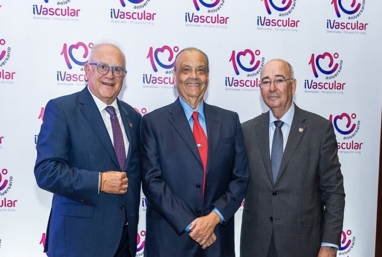Vascular Dominicana: Una Década de Innovación en Medicina Endovascular