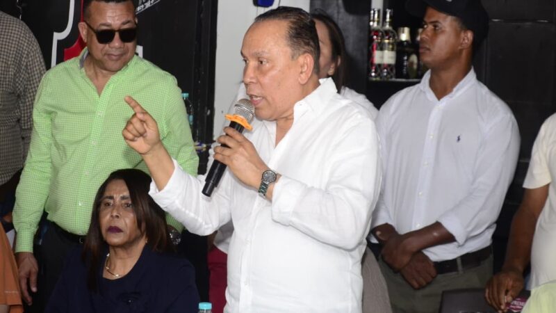 Radhamés Jiménez Critica al Gobierno por Falta de Apoyo a la Juventud Dominicana