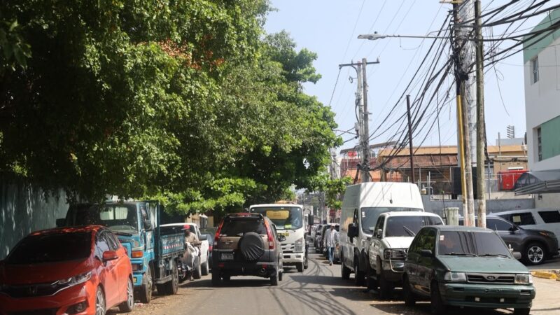 Descuido y Desafíos Urbanos en el Ensanche Kennedy del Distrito Nacional