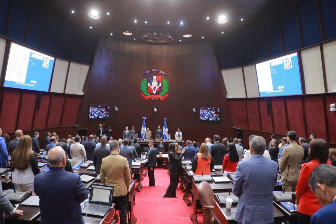 Congreso Nacional Enfrenta Debates Cruciales sobre Legislación Clave