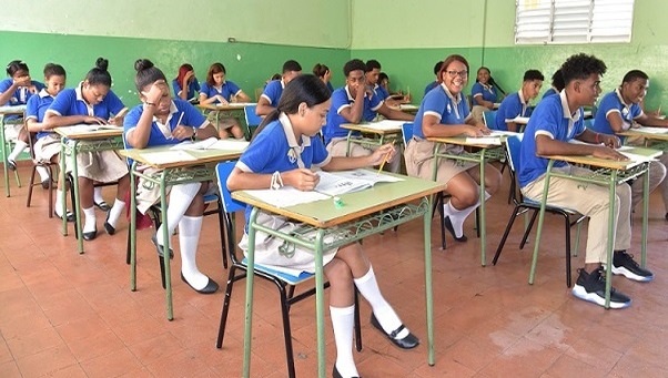 Supérate impulsa la educación con subsidios de hasta RD$1,400