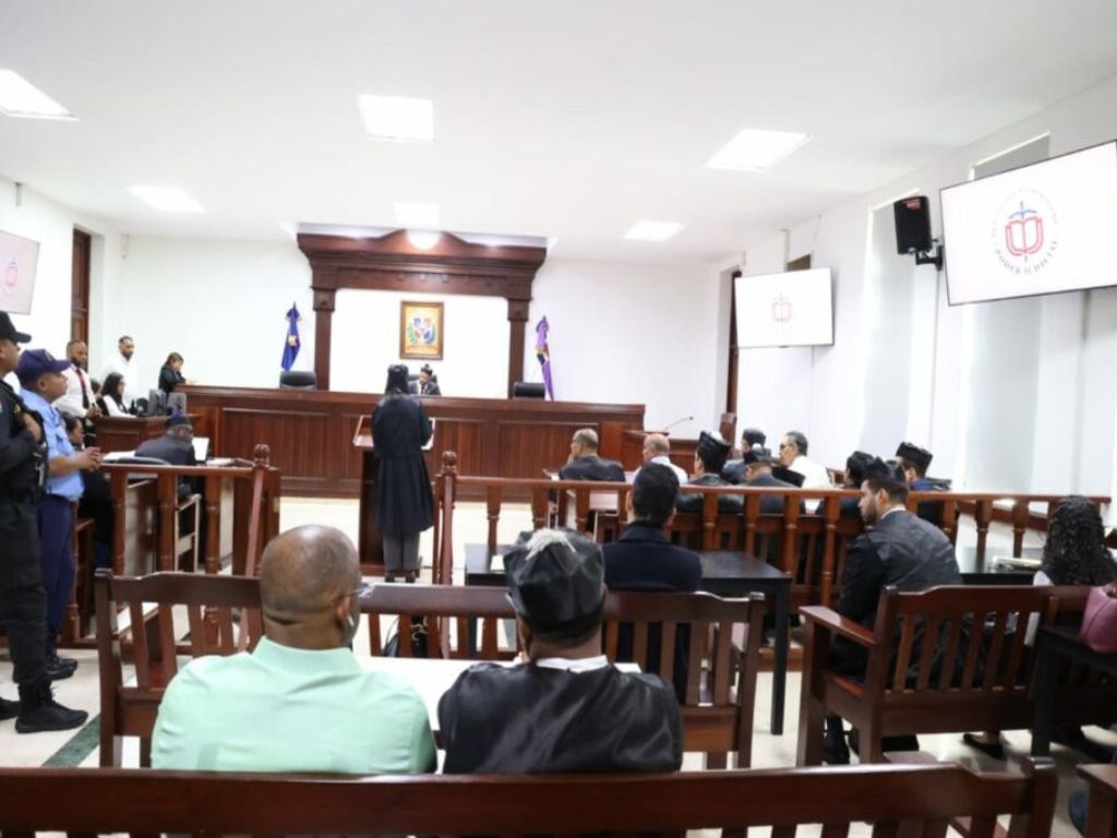 Juez Otorga Arresto Domiciliario a Imputada en Caso SeNaSa
