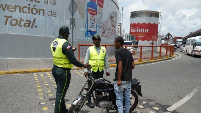 Desafíos en la Fiscalización del Tránsito: Solo 2,000 Agentes Activos en la DIGESETT