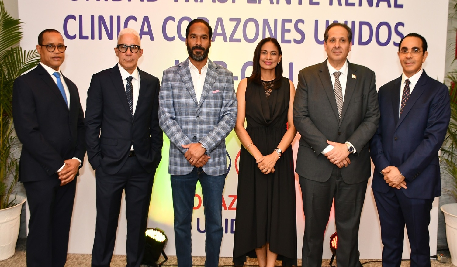 Clínica Corazones Unidos Lanza Innovador Equipo de Trasplante Renal