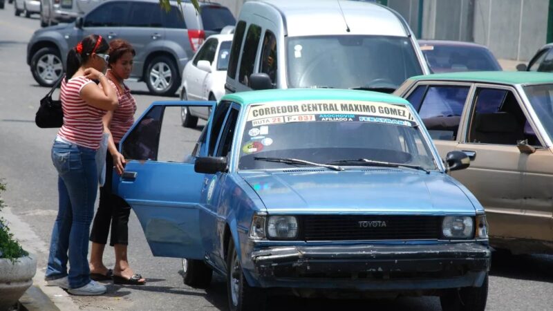 INTRANT Advierte: No Pague Aumentos No Autorizados en el Transporte Público