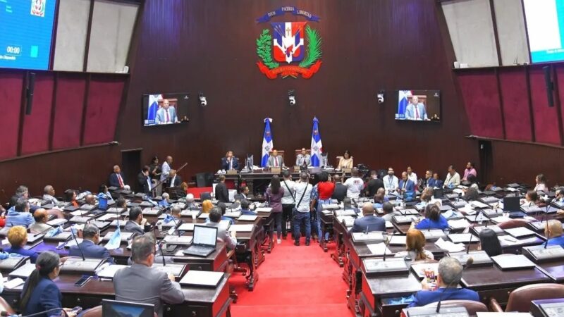 Congreso Dominicano Enfocado en la Aprobación del Código Penal en su Última Jornada