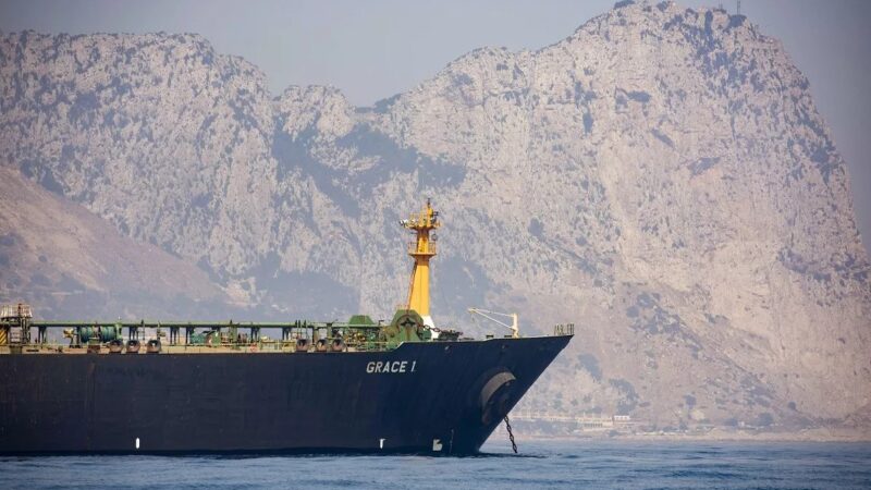 Catar Reactiva la Navegación Marítima en Medio de Tensión Regional