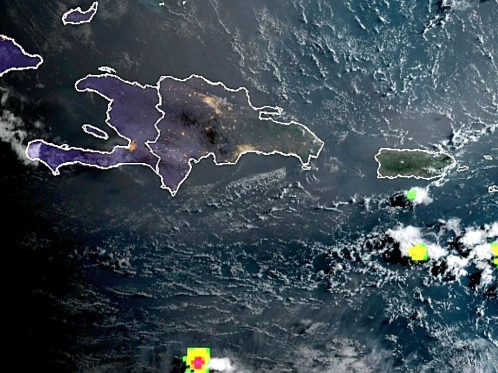 Onda Tropical 31 Traerá Lluvias y Calor al Territorio Dominicano
