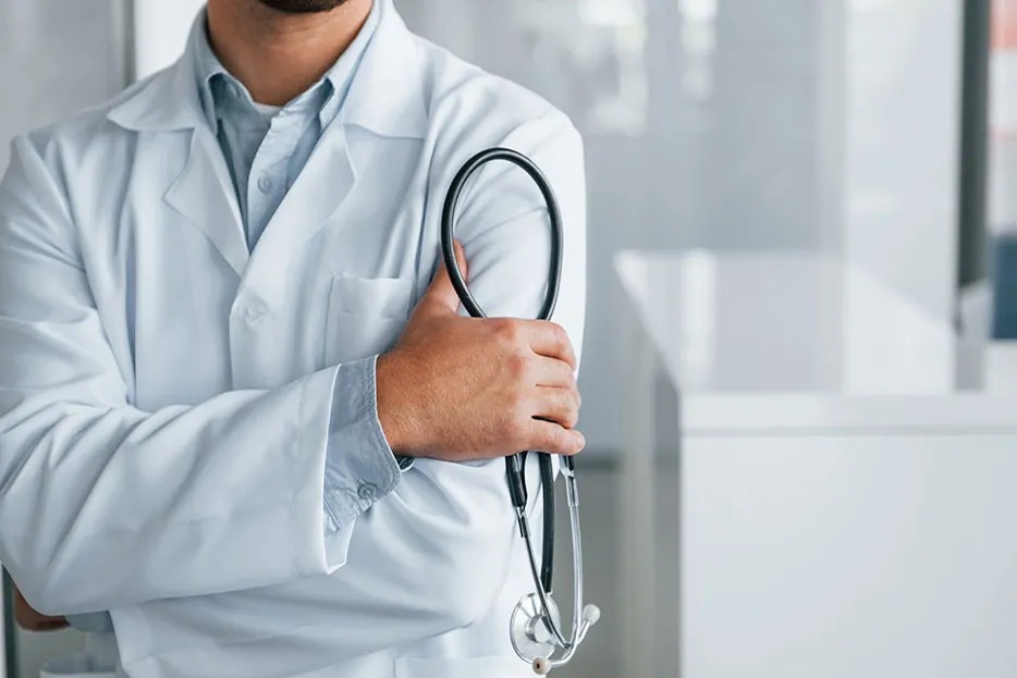 Médicos Generales Exigen Mayor Apoyo de la Industria Farmacéutica