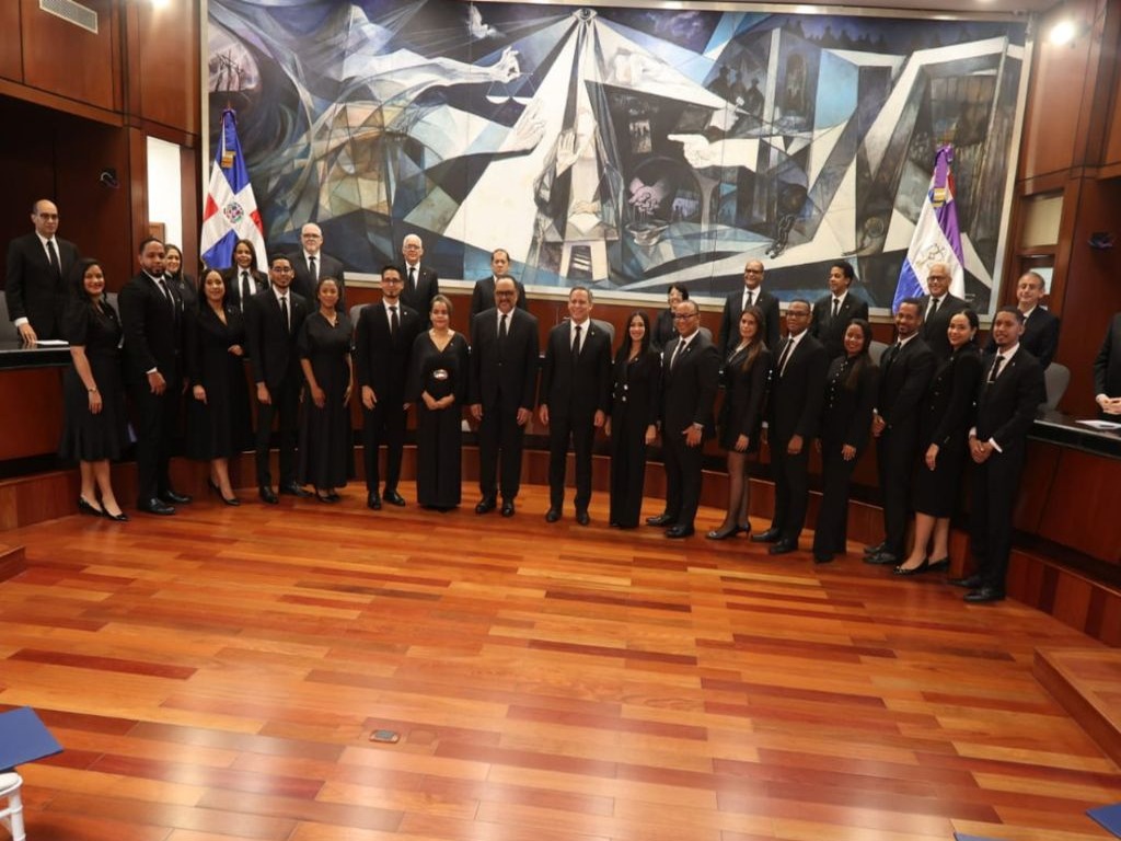 La Suprema Corte de Justicia Refuerza el Sistema Judicial con Nuevos Jueces de Paz