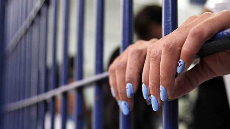 Detienen a Mujer Acusada de Raptar a su Esposo en Santo Domingo Este