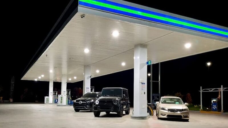 Inauguran Estación de Combustible y Food Shop ‘Eco Petróleo La Jirafa’ en Azua