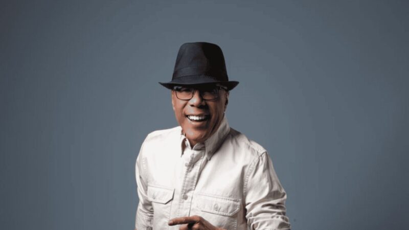 Ramón Orlando Celebrará 50 Años de Música con Gran Concierto en el Estadio Olímpico