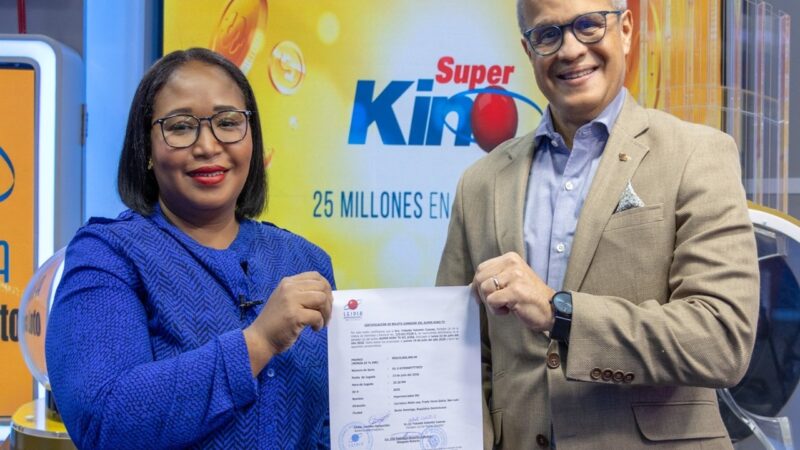 Enfermera Dominicana Gana 25 Millones en el Súper Kino de LEIDSA