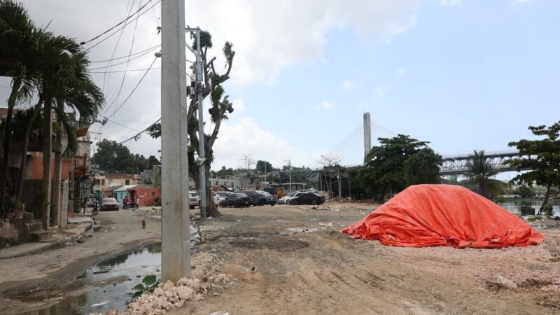 Residentes de Las Lilas Desconfían de la Finalización del Proyecto Urbano Este Año