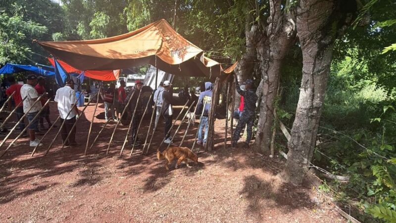 Comunitarios de La Cuaba Bloquean Acceso a Constructora por Temor a Planta Recicladora