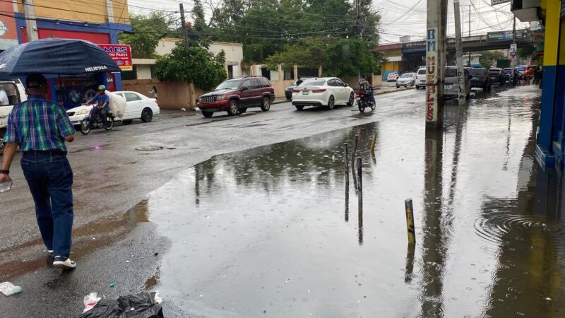 COE Declara Alerta Verde por Lluvias en Varias Provincias del País