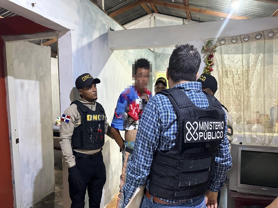 DNCD Desmantela Red de Microtráfico en La Vega con Importante Incautación de Drogas