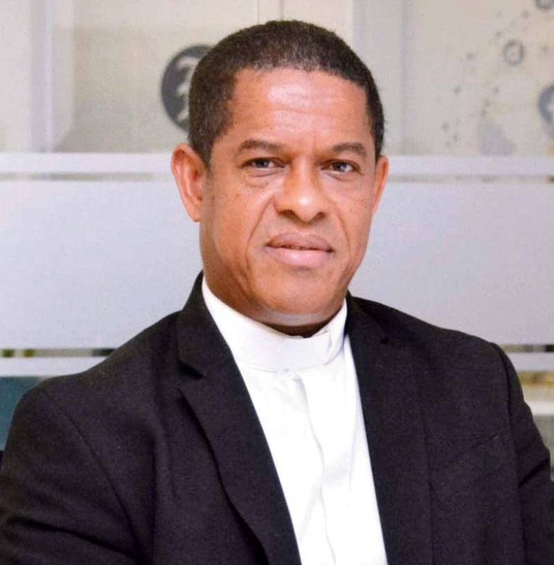 Padre Mario de la Cruz Celebra la Implementación del Nuevo Código Penal