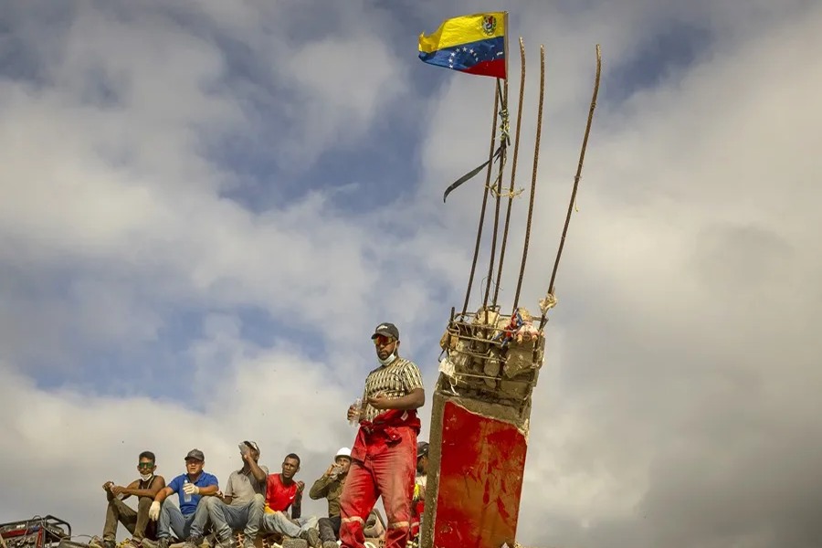 Delcy Rodríguez Honra a Rescatistas Venezolanos por Heroica Labor Tras Terremotos