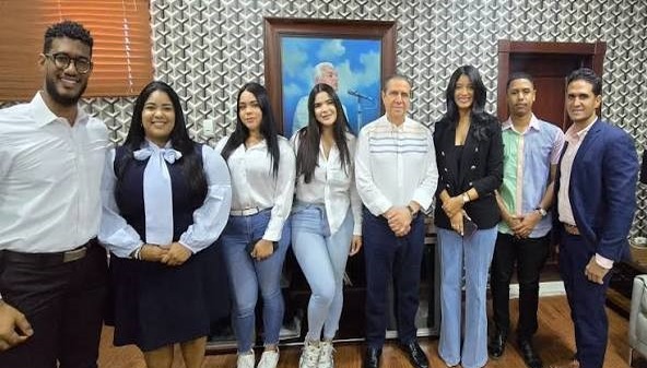 Francisco Javier García Presenta Estrategia para Proteger a la Juventud de la Delincuencia