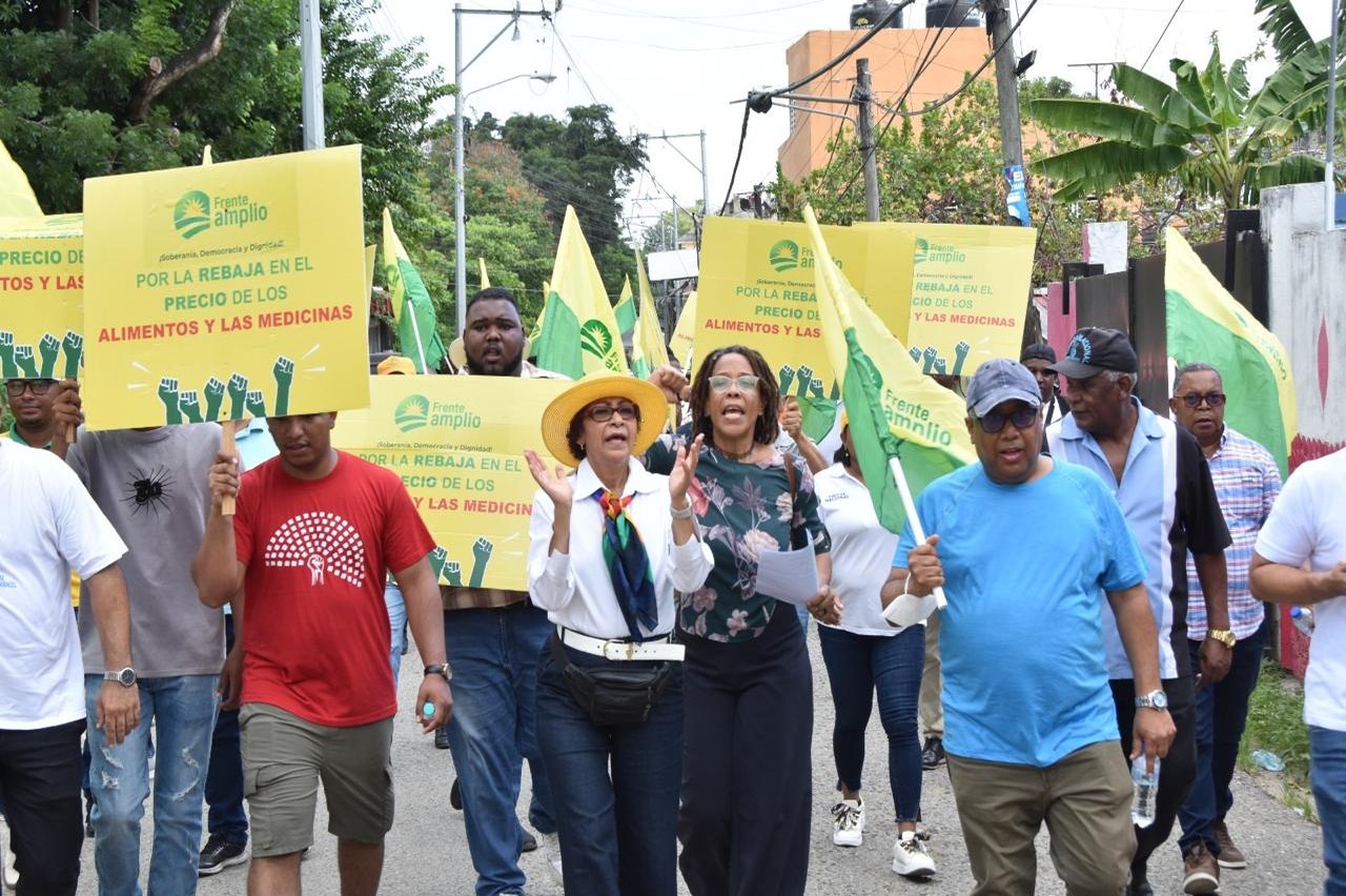 Frente Amplio intensifica protestas en Santo Domingo Norte por el alto costo de la vida