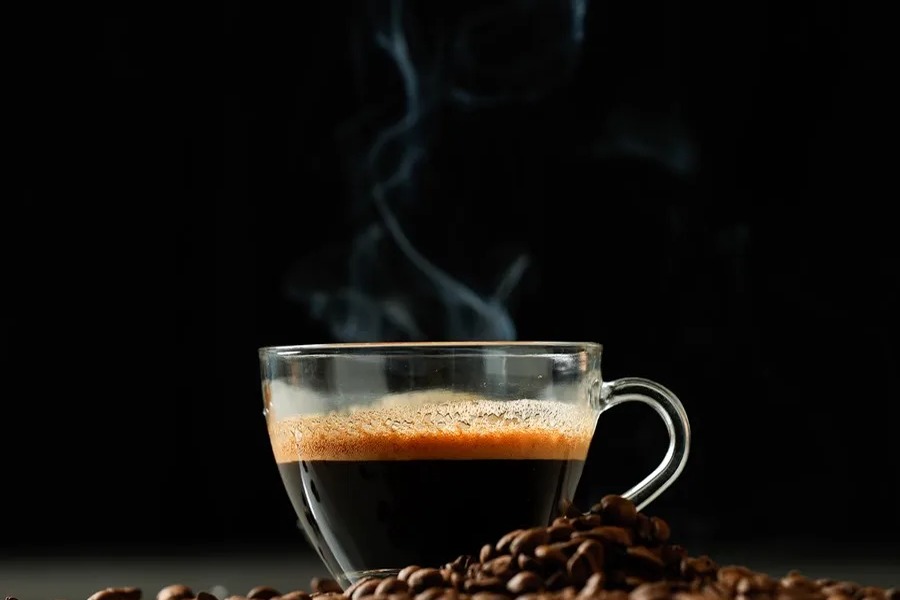 El Impacto del Café en la Salud Cardiovascular: ¿Cuánto es Seguro Consumir?