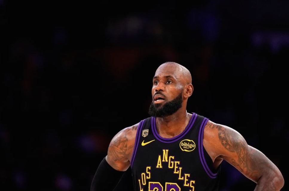 LeBron James se une a los Philadelphia 76ers en su última gran decisión