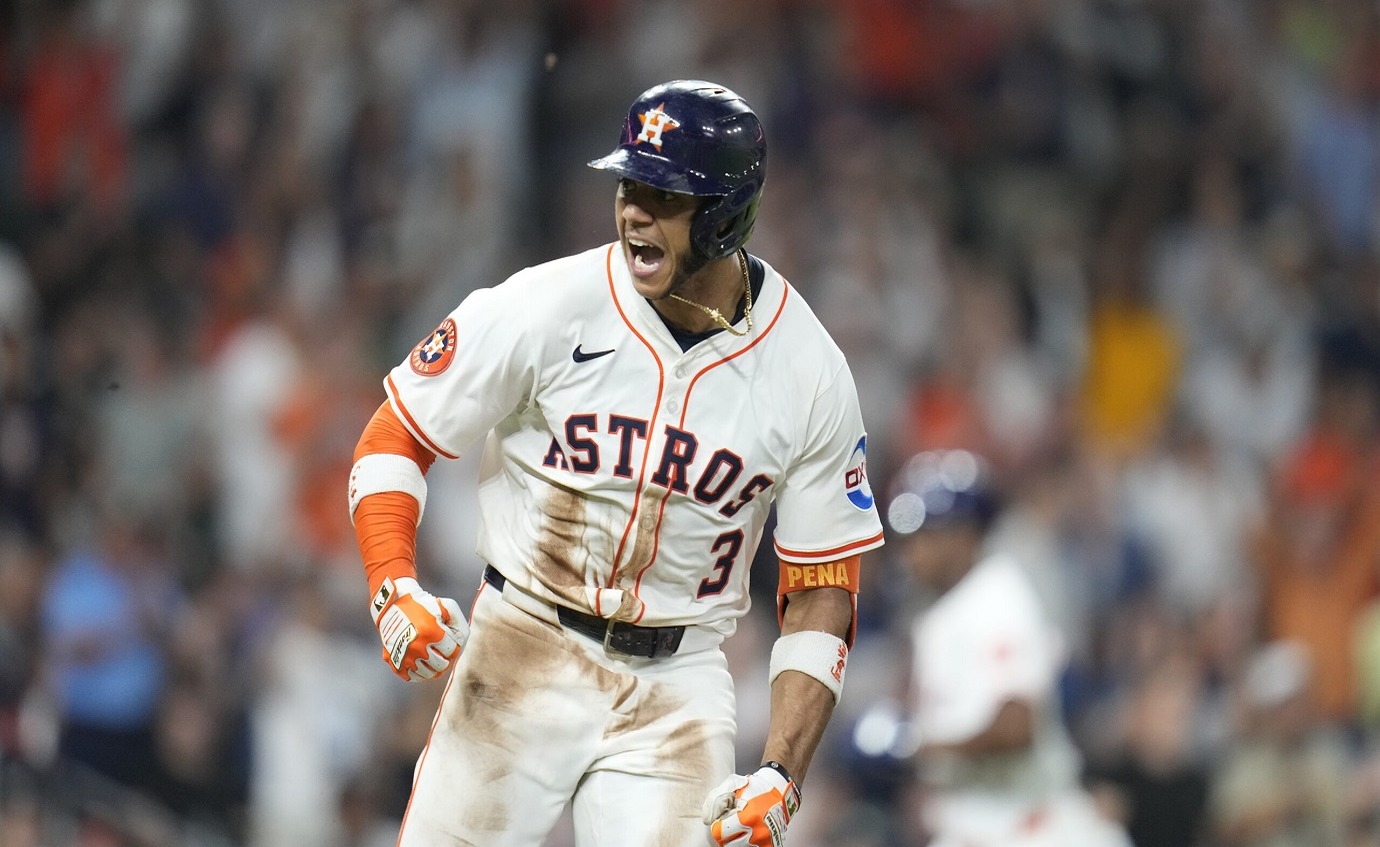 Astros de Houston se Aferran a Jeremy Peña ante Interés de Otros Equipos