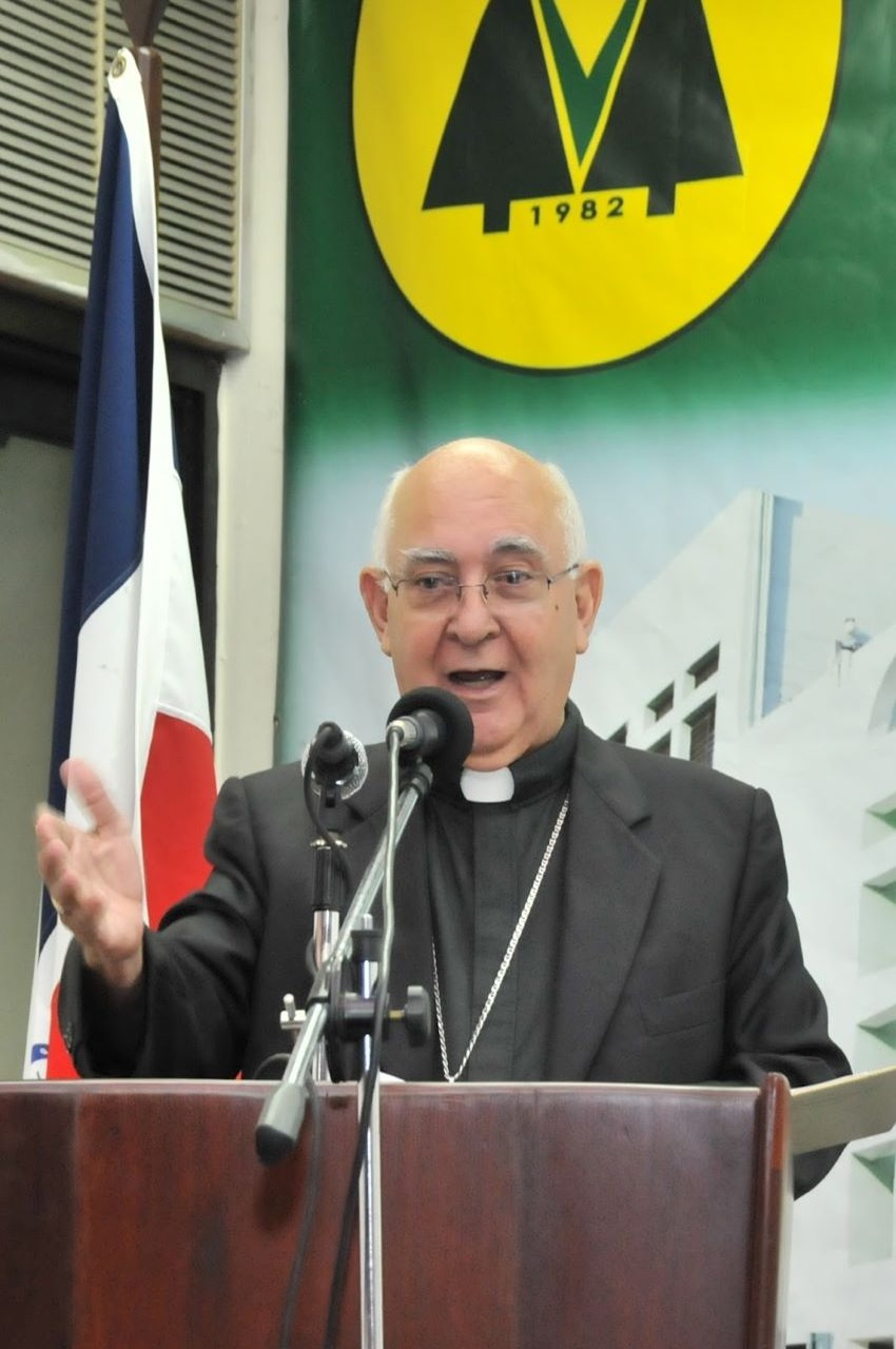 Monseñor Antonio Camilo: Un Legado de Fe y Compromiso Social