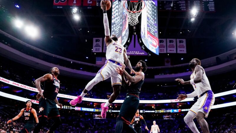 LeBron James Reaviva las Aspiraciones de Filadelfia en la NBA