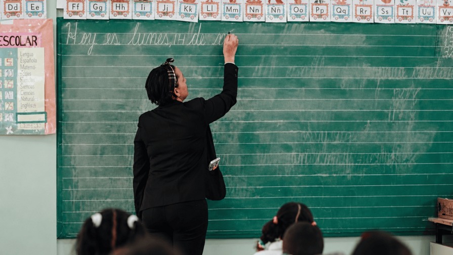 Evaluación Docente: Clave para la Reforma Educativa en República Dominicana