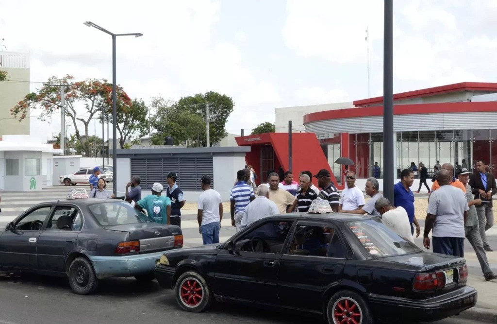 Aumento del Pasaje Urbano en Santiago Genera Reacciones